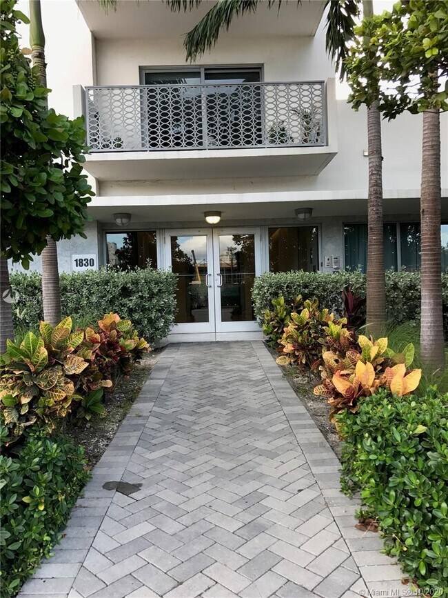 Foto del edificio - 1830 Meridian Ave
