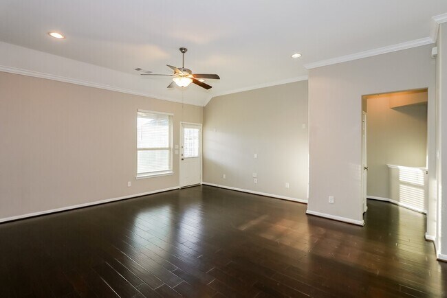 Building Photo - 18746 Majestic Vista Ln