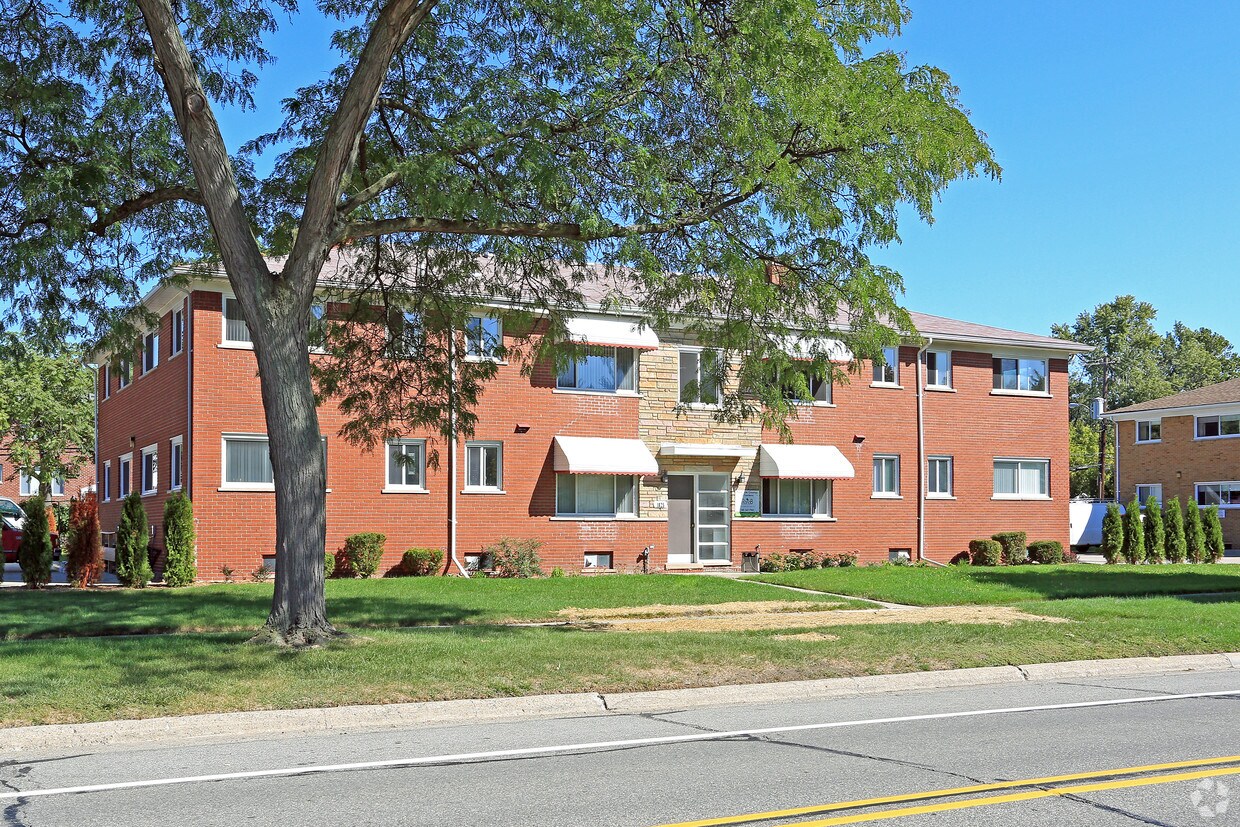 The Wynnewood Apartments Royal Oak Mi Apartments Com