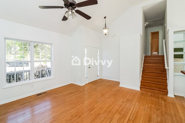 Building Photo - 305 Brook Ct, Temple, GA 30179