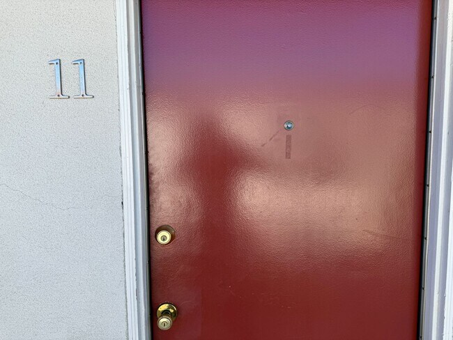 Foto del edificio - 3510 Clarington Ave