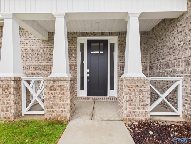 Building Photo - 22567 Donahue Dr