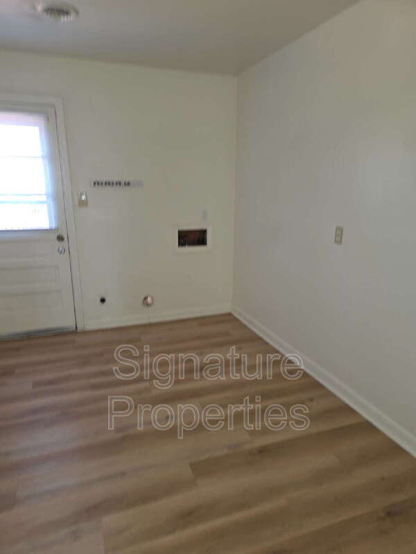 Foto del edificio - 321 Ewell Ln