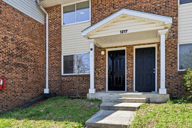 Building Photo - Reserve @ Blu Townhomes