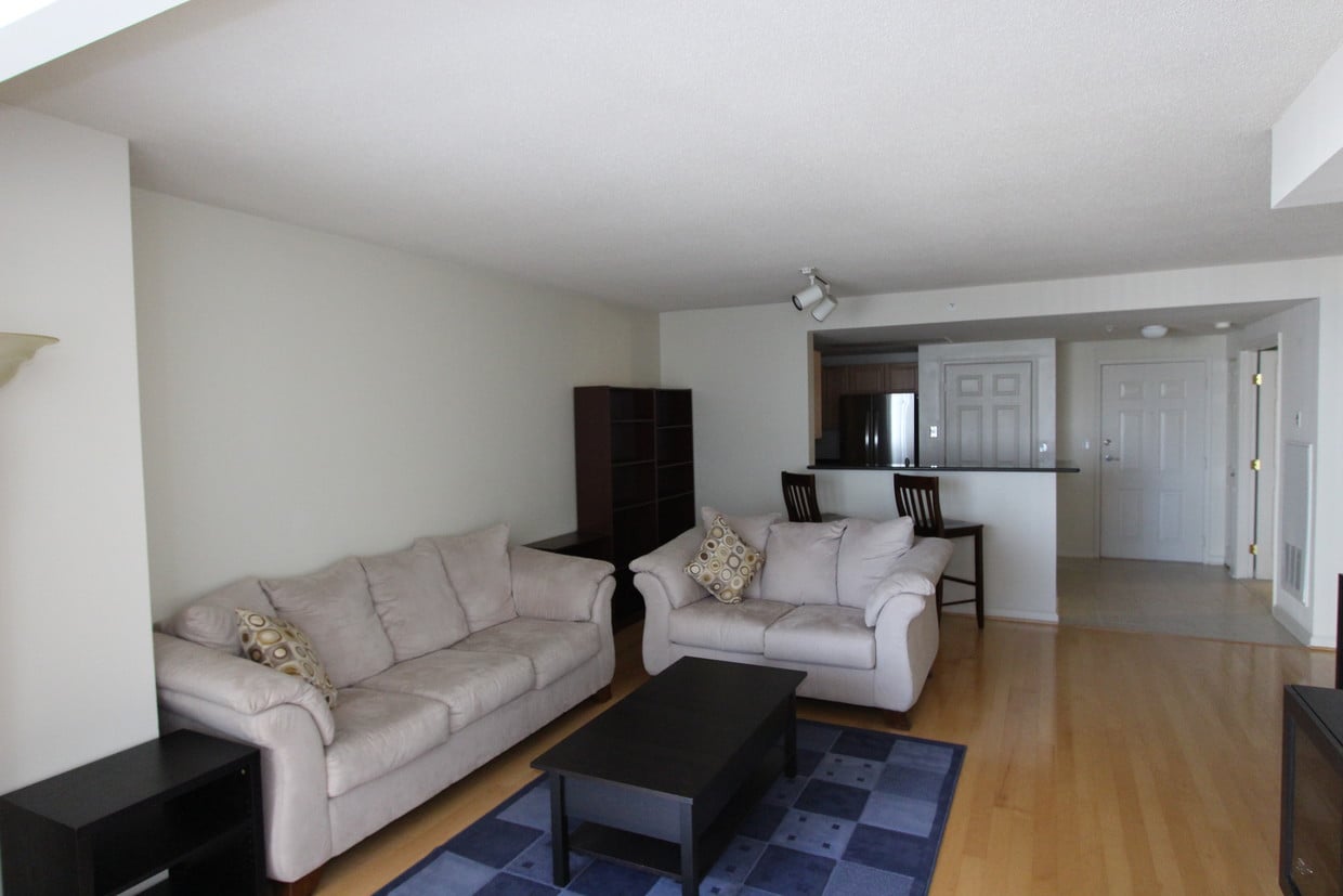 2726 Gallows Rd, Vienna, VA 22180 Condo for Rent in Vienna, VA