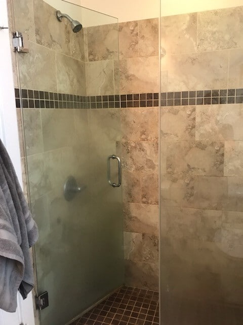 Building Photo - Large Updated 2 Bedroom/1 bath GARDEN in B...