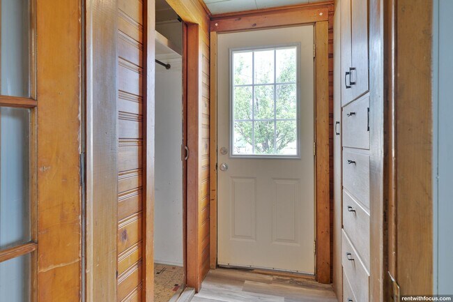 Foto del edificio - 227 Garfield Ave