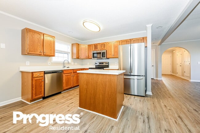 Building Photo - 1633 Comanche Run