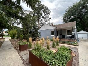 Building Photo - 837 E Buena Ventura St