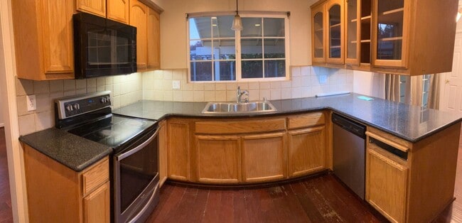 Building Photo - 3605 Swain Dr