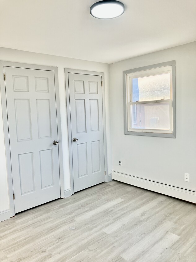 Primary Photo - 171 Oakley Ave