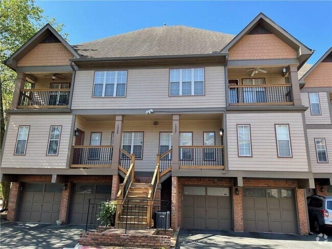 Building Photo - 1337 Stillwood Chase NE