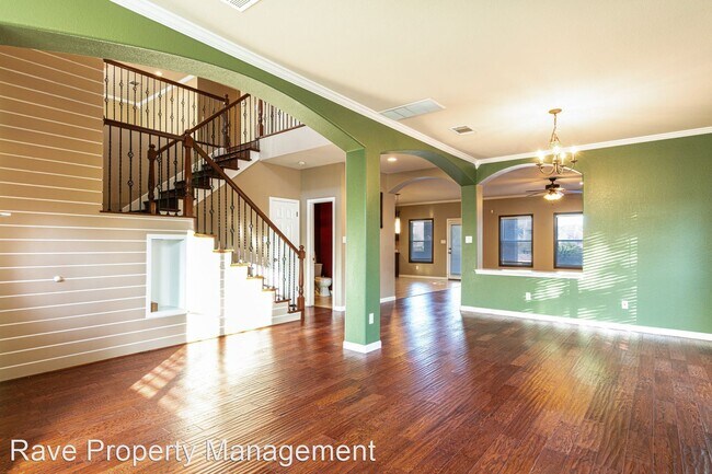 Building Photo - 4 br, 2.5 bath House - 4009 Meadow Bluff Way