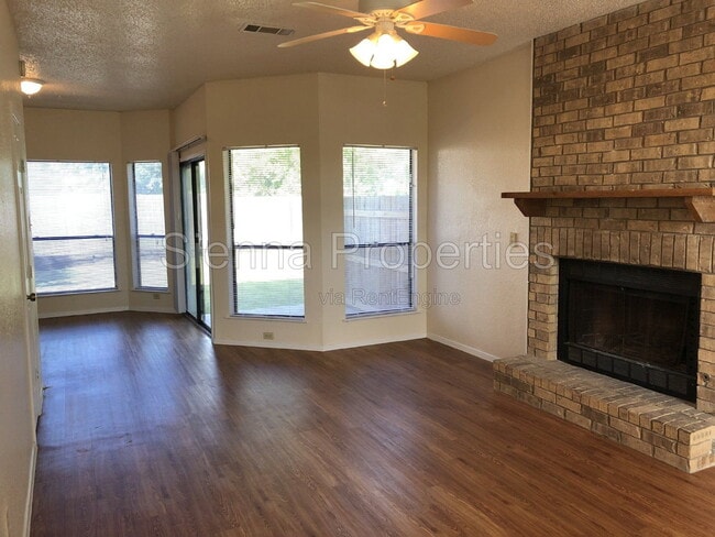 Building Photo - 8300 Bradford Edward Cove