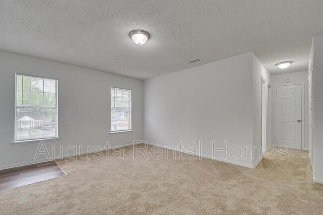 Foto del edificio - 103 Stevens Creek Ct
