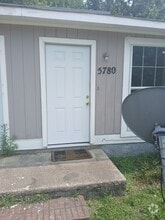 Building Photo - 5780 Aftonshire Dr