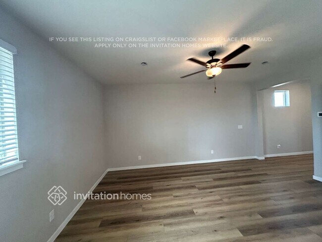 Foto del edificio - 9421 Yampa St