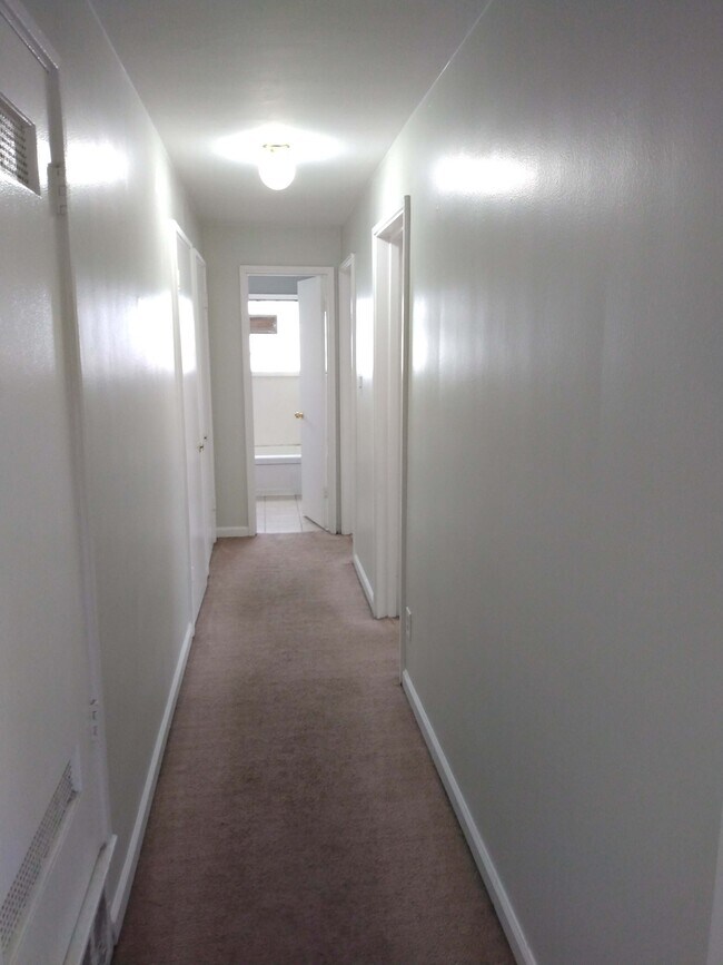Foto del edificio - 4053 Warrensville Center Rd