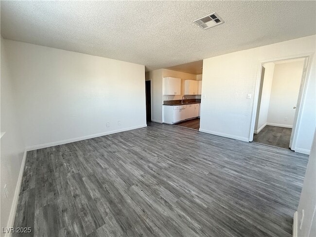 Building Photo - 2353 Exeter Dr