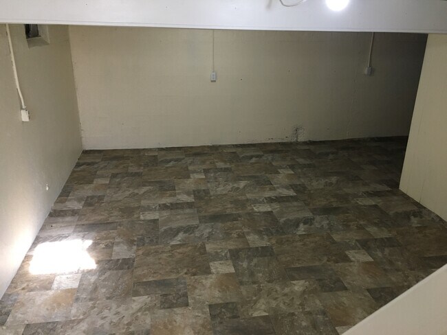 Basement - 4229 S Calhoun St
