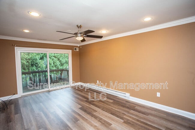 Photo - 24 Dover Ct Apartment