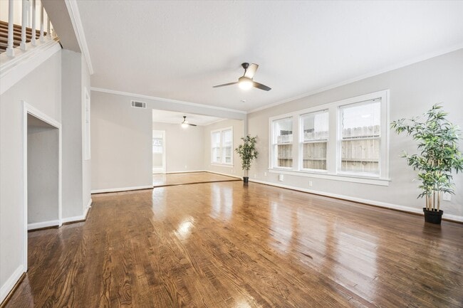 Foto del edificio - 2422 Driscoll St