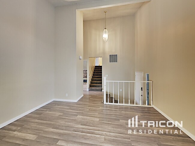 Foto del edificio - 4170 Snowshoe Ln