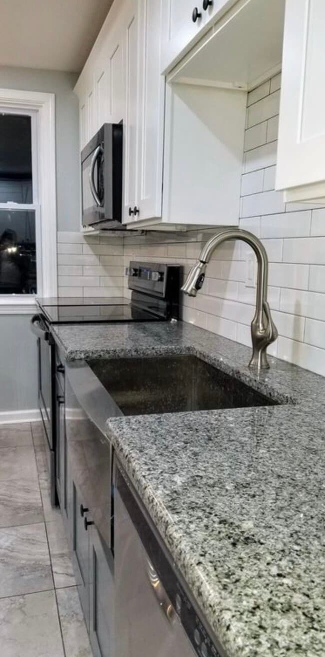 Foto del edificio - 7935 Leonard St