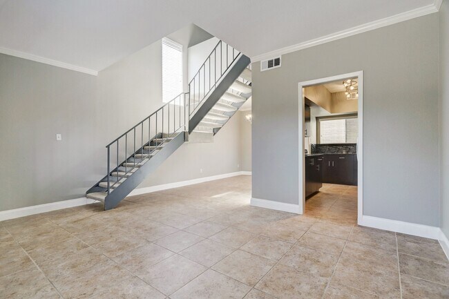 Foto del edificio - 1115 Augusta Dr