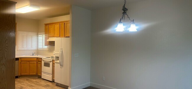 Foto del edificio - 603 Gateway Dr