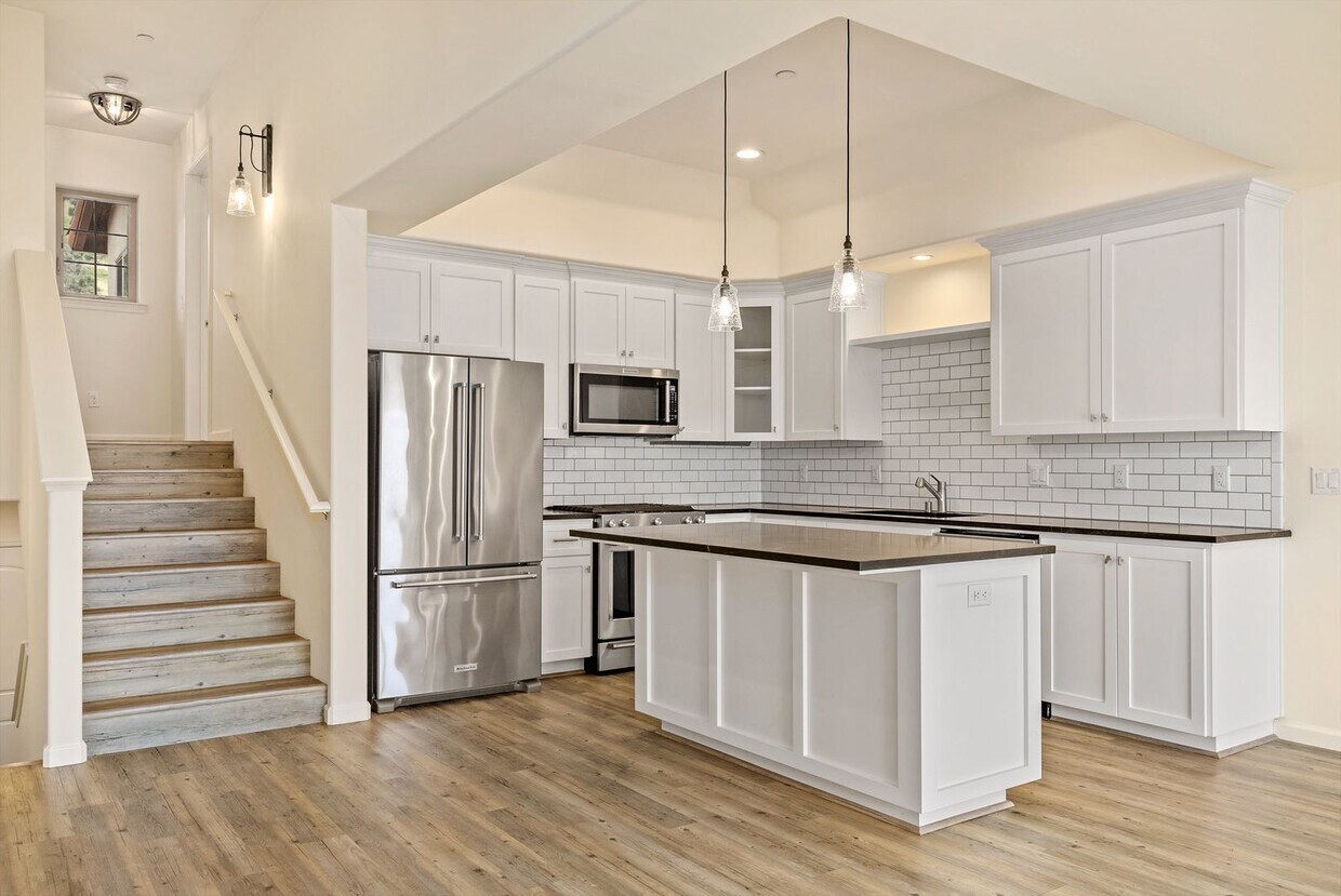 Foto principal - This Sunset Beach Estates Townhome will ha...