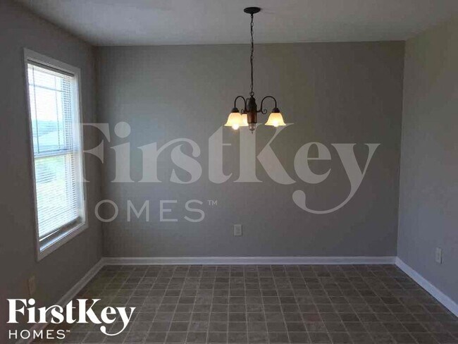 Foto del edificio - 260 Village Broad St