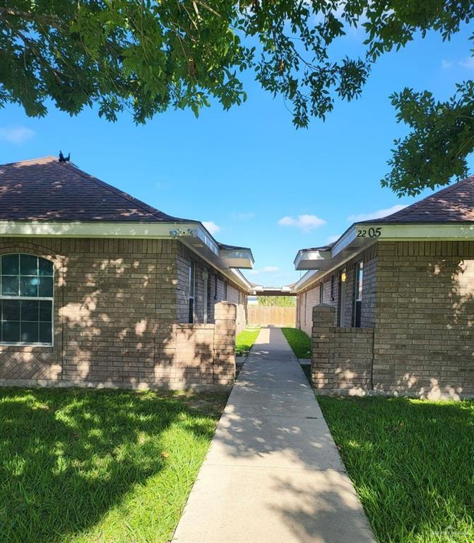 Foto principal - 2205 N Erica St