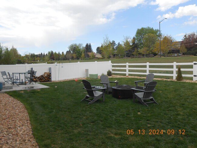 Foto del edificio - 2521 Marshfield Ln