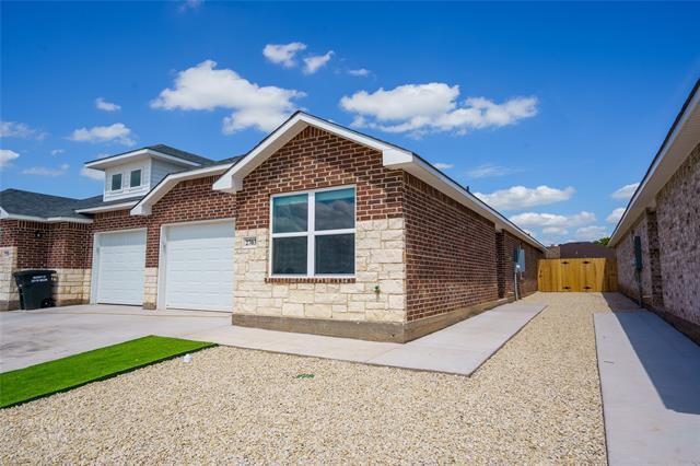 Foto principal - 6121 Princess Ln