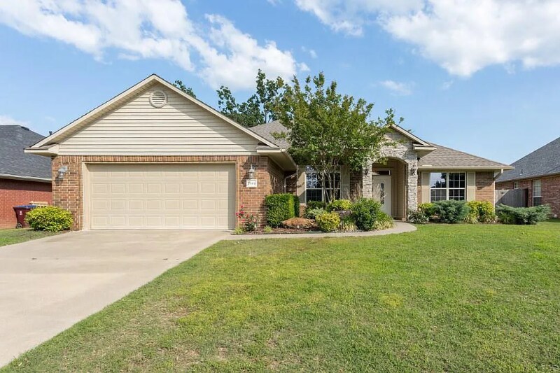1544 Rockhurst Dr, Fort Smith, AR 72908 House Rental in Fort Smith