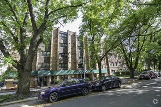 Building Photo - 663 W Wrightwood