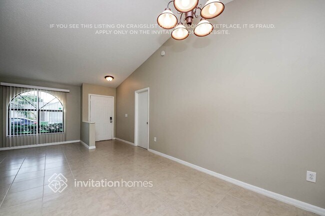 Building Photo - 138 Barrington Dr