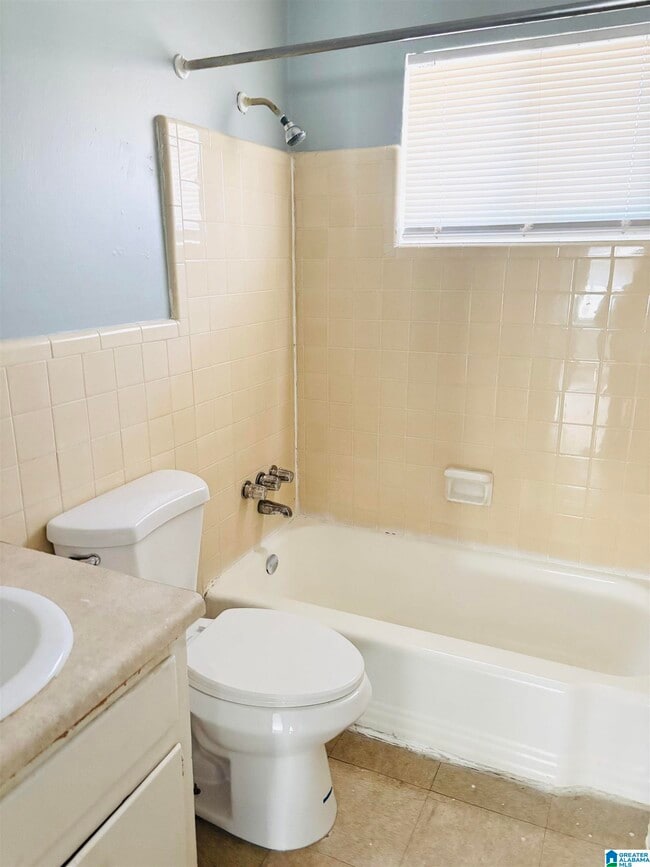 Building Photo - 7750 Rugby Ave