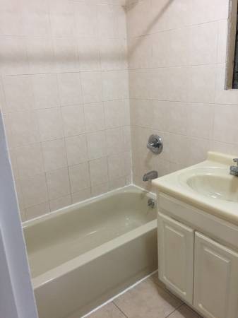 Building Photo - 90 STREET Jackson Heights  Spacious 2br/1bth