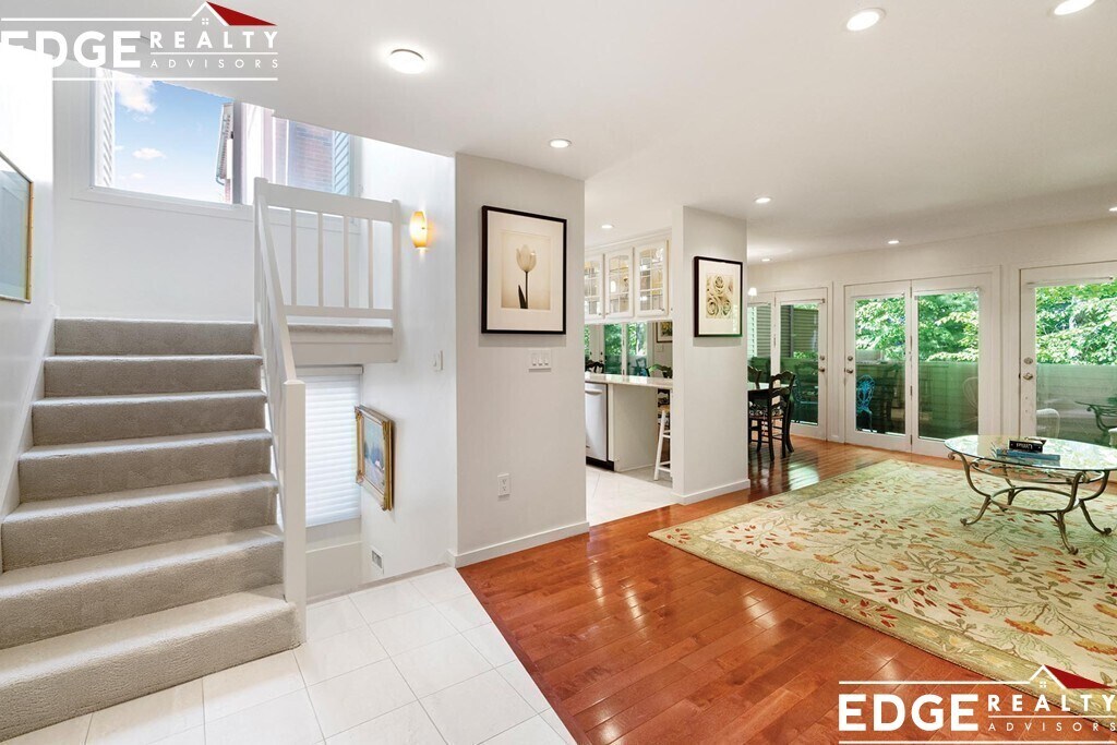 Foto principal - 241 Perkins St