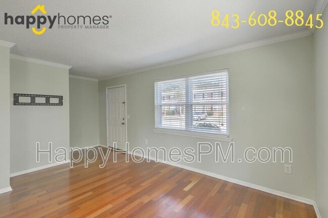 Building Photo - 415 Parkdale Dr