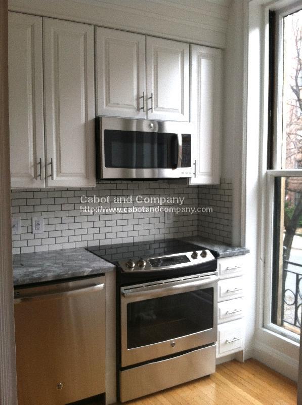 Foto del edificio - 246 Beacon St