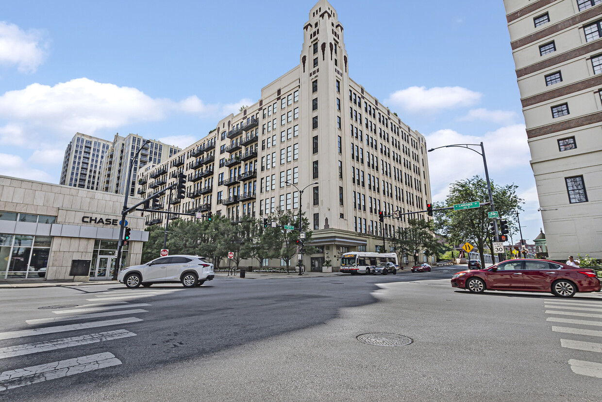 Foto principal - 758 N Larrabee St