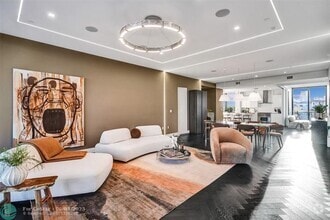 Building Photo - 20 Isle of Venice Dr