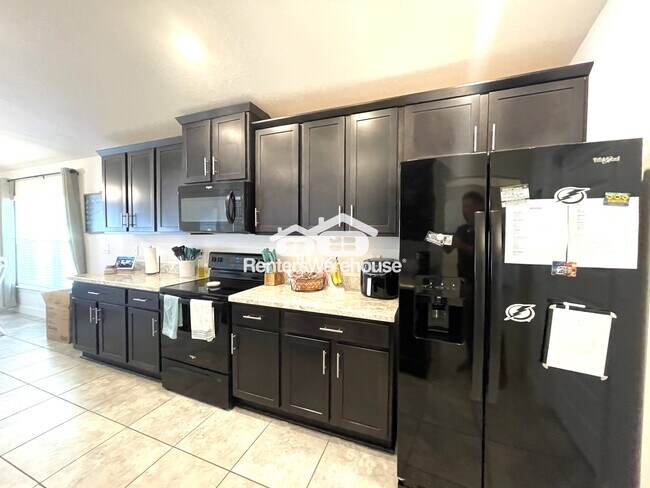 Foto del edificio - 11819 Sutter Gate Loop