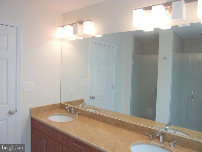 Building Photo - 51 Remington Cir