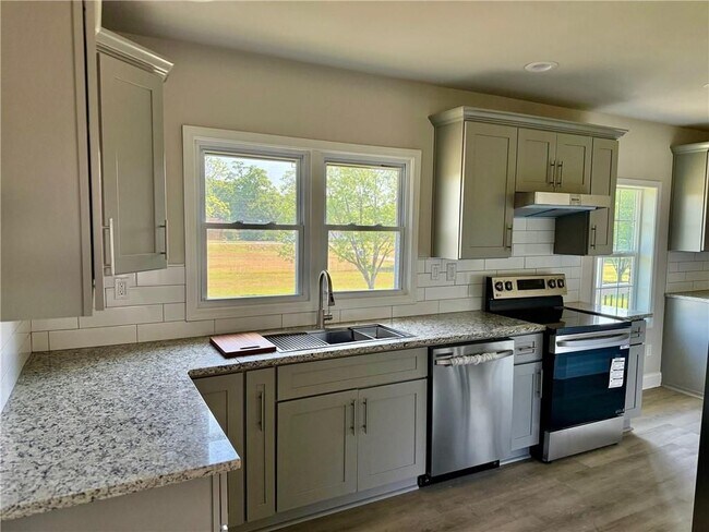 Building Photo - 2360 Gravel Springs Rd
