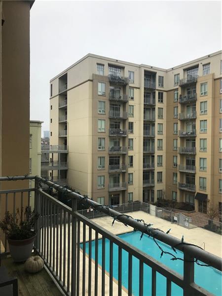 Foto principal - 711 Cosmopolitan Dr NE