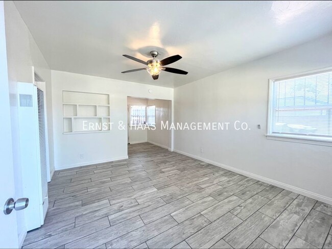 Building Photo - Wonderful Fourplex Apartment in Commerce!